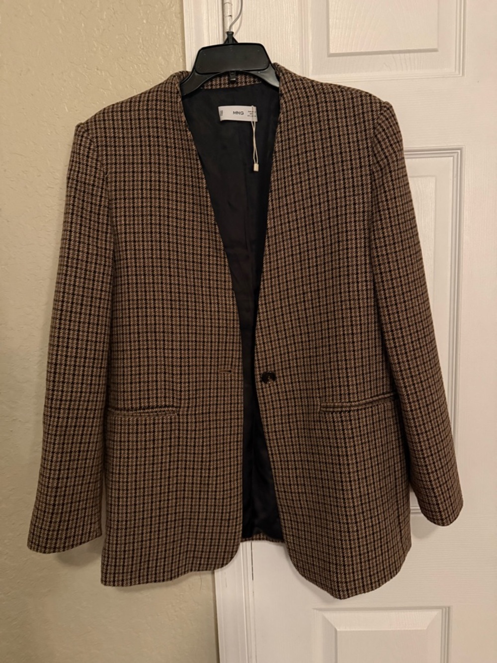 Mango Women's Brown Houndstooth Blazer and skirt suit set